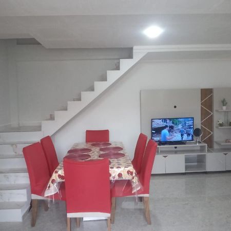Apartamento Duplex Mobiliado Em São Pedro da Aldeia 외부 사진